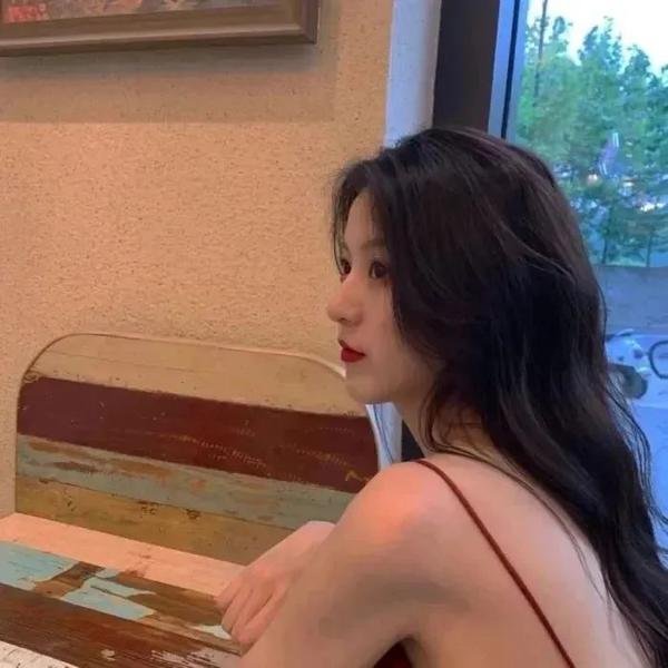 前辈是男孩子
